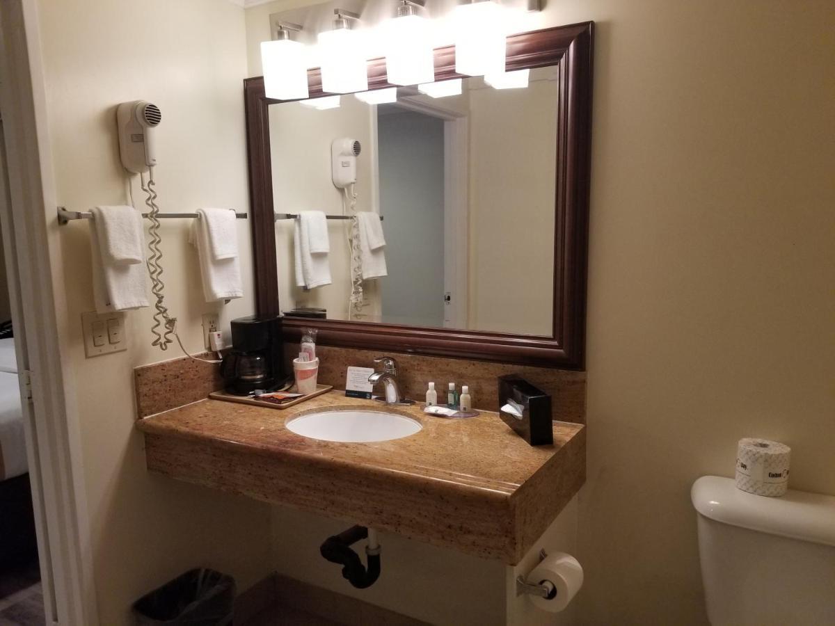 Quality Inn Long Beach - Signal Hill Eksteriør billede