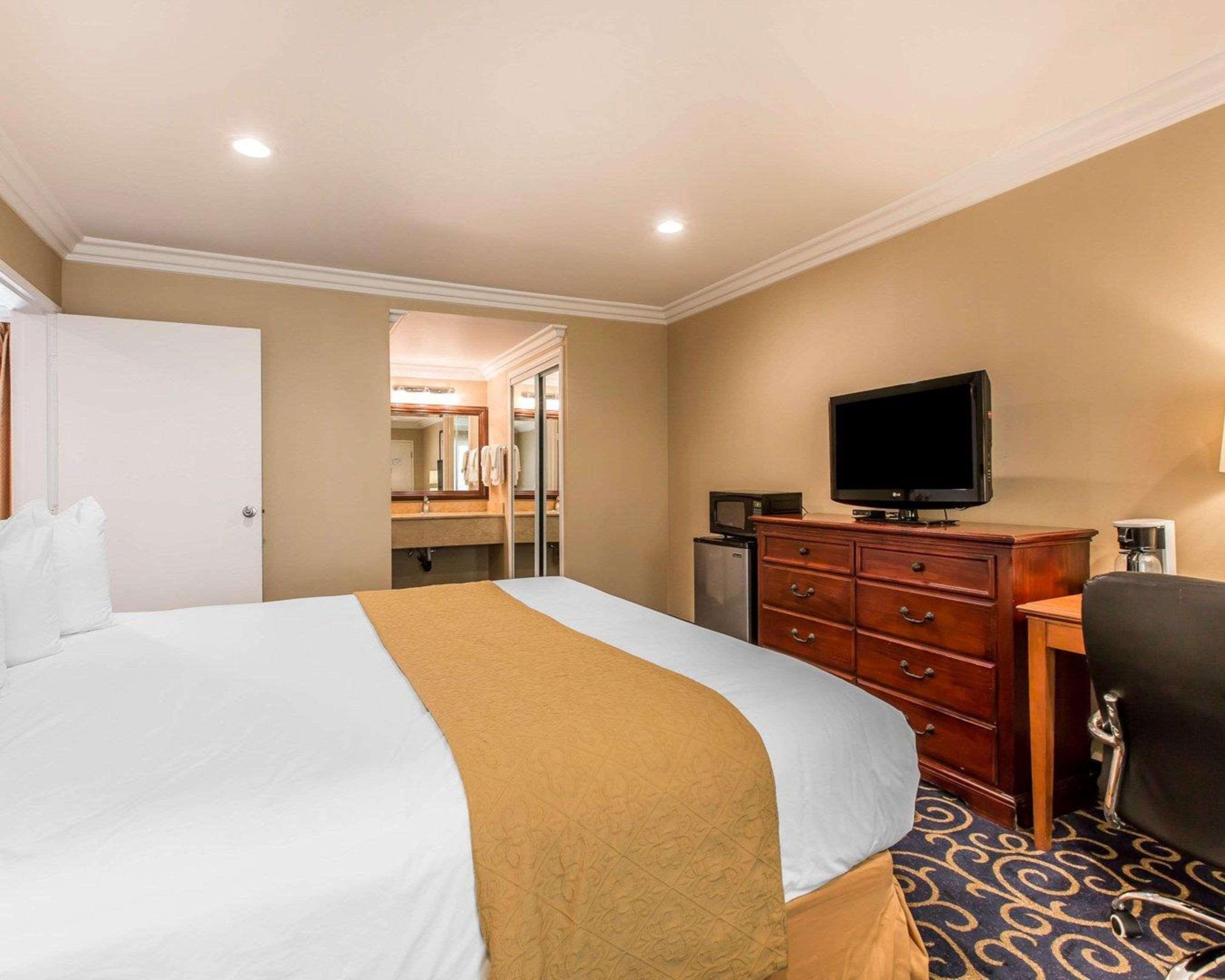 Quality Inn Long Beach - Signal Hill Eksteriør billede